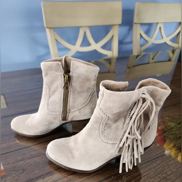 Sam Edelman Shoes - Sam Edelman Louie suede fringe boots, size 5 1/2